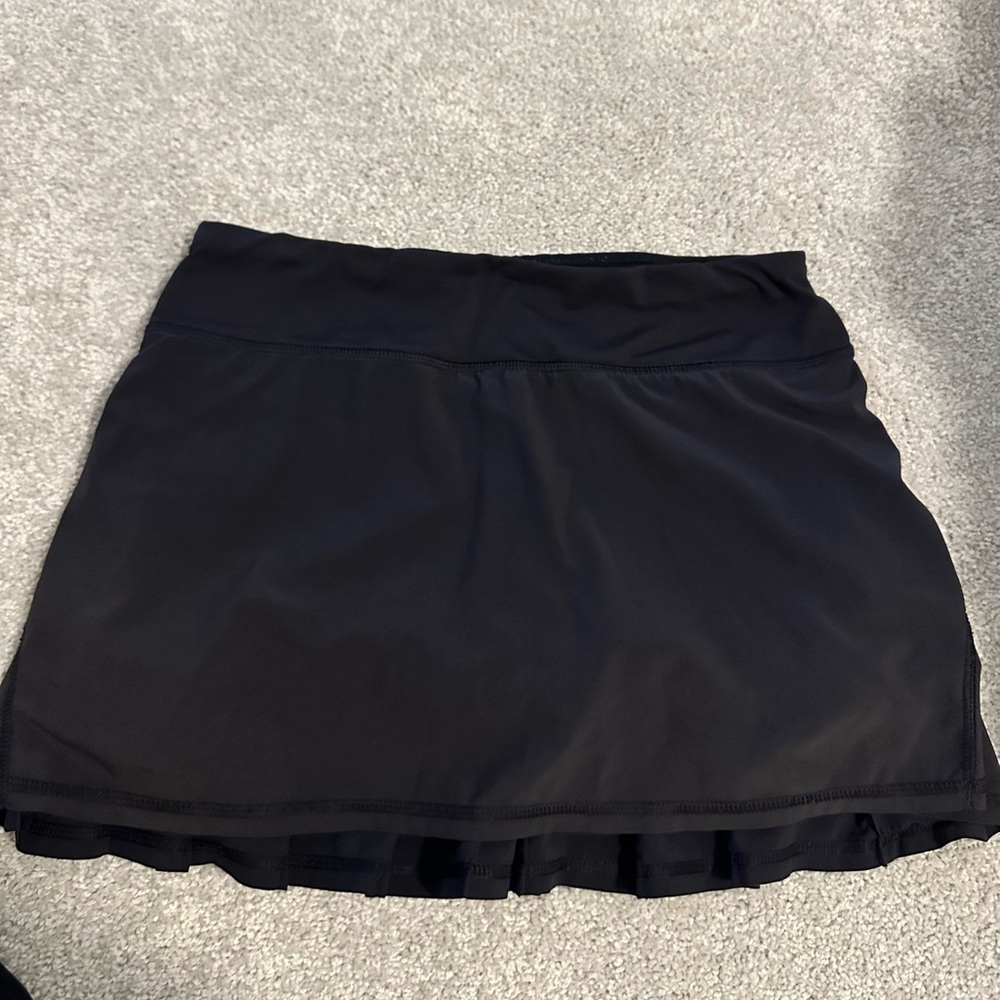 Lululemon ruffle skirt